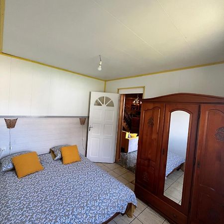 Au Pied Des Sources Villa ซีลาโอส ภายนอก รูปภาพ