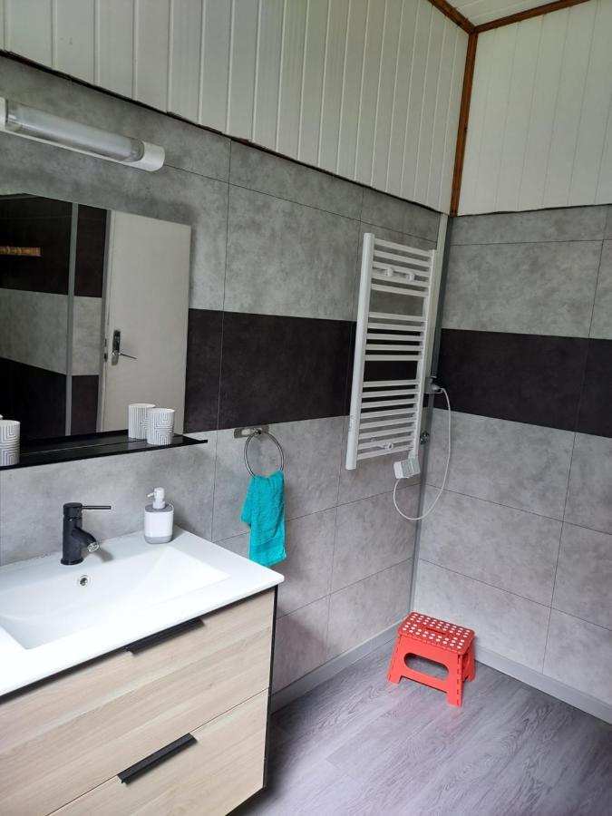 Au Pied Des Sources Villa ซีลาโอส ภายนอก รูปภาพ